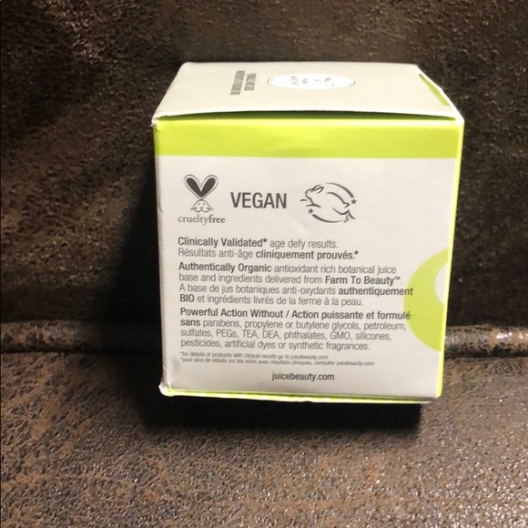 Juice beauty green apple age defy moisturizer - Picture 2 of 3